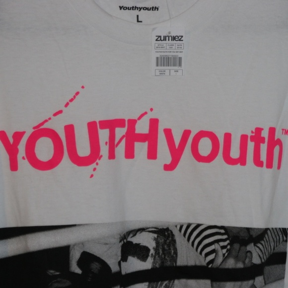 Zumiez T- Shirt - Picture 2 of 5